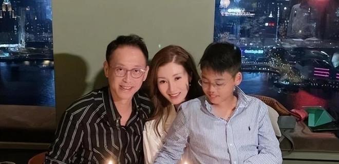 勇士绿军死心吧!鹈鹕索要3首轮,26岁神射难离队