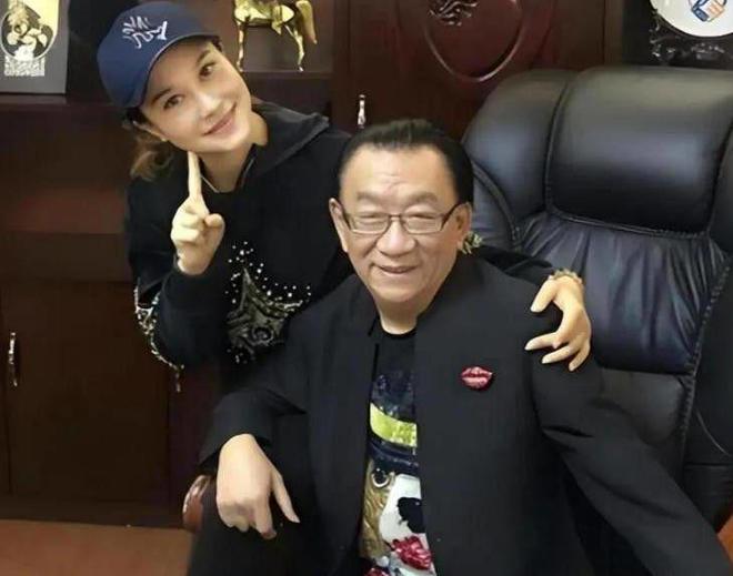约基奇:在我们国家表现糟糕就会降薪,也许我们需要这么做