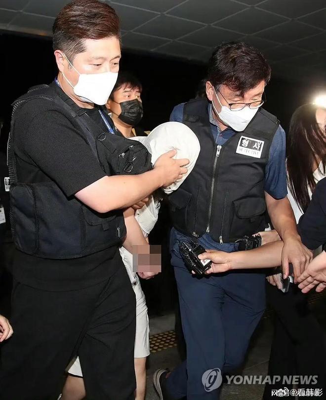 中超综合:成都队13分领跑 董方雨二度“主哨”