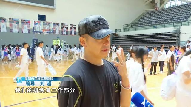 6中1!女篮首发中锋多次空篮不中+场上散步,距离开国家队不远了